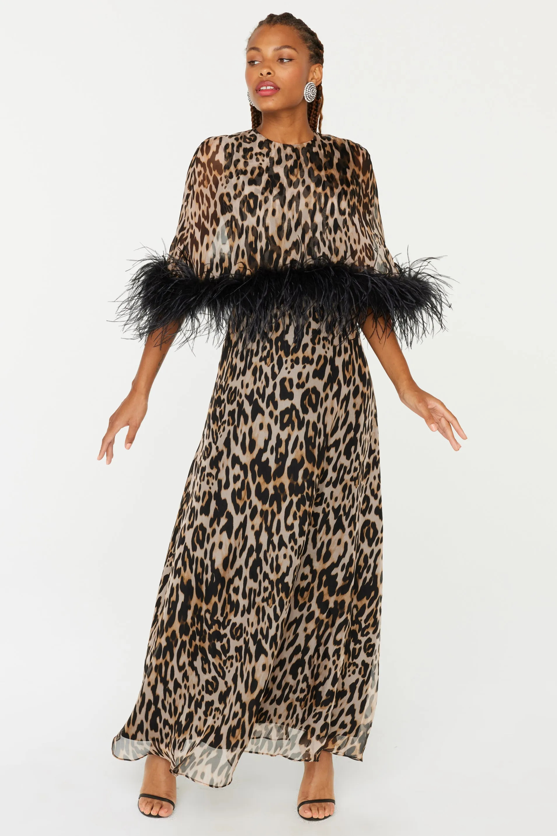 Cecilia Caped Dress w. Feathers