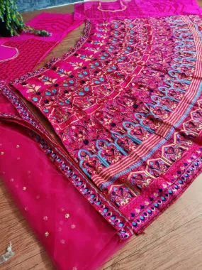 Designer Wedding Wear Pink Choli With Net Dupatta Set