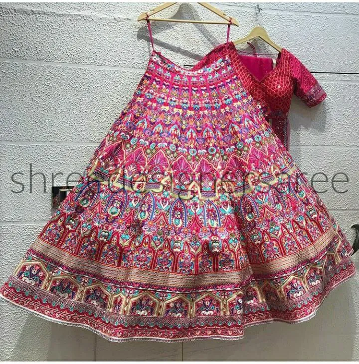Designer Wedding Wear Pink Choli With Net Dupatta Set