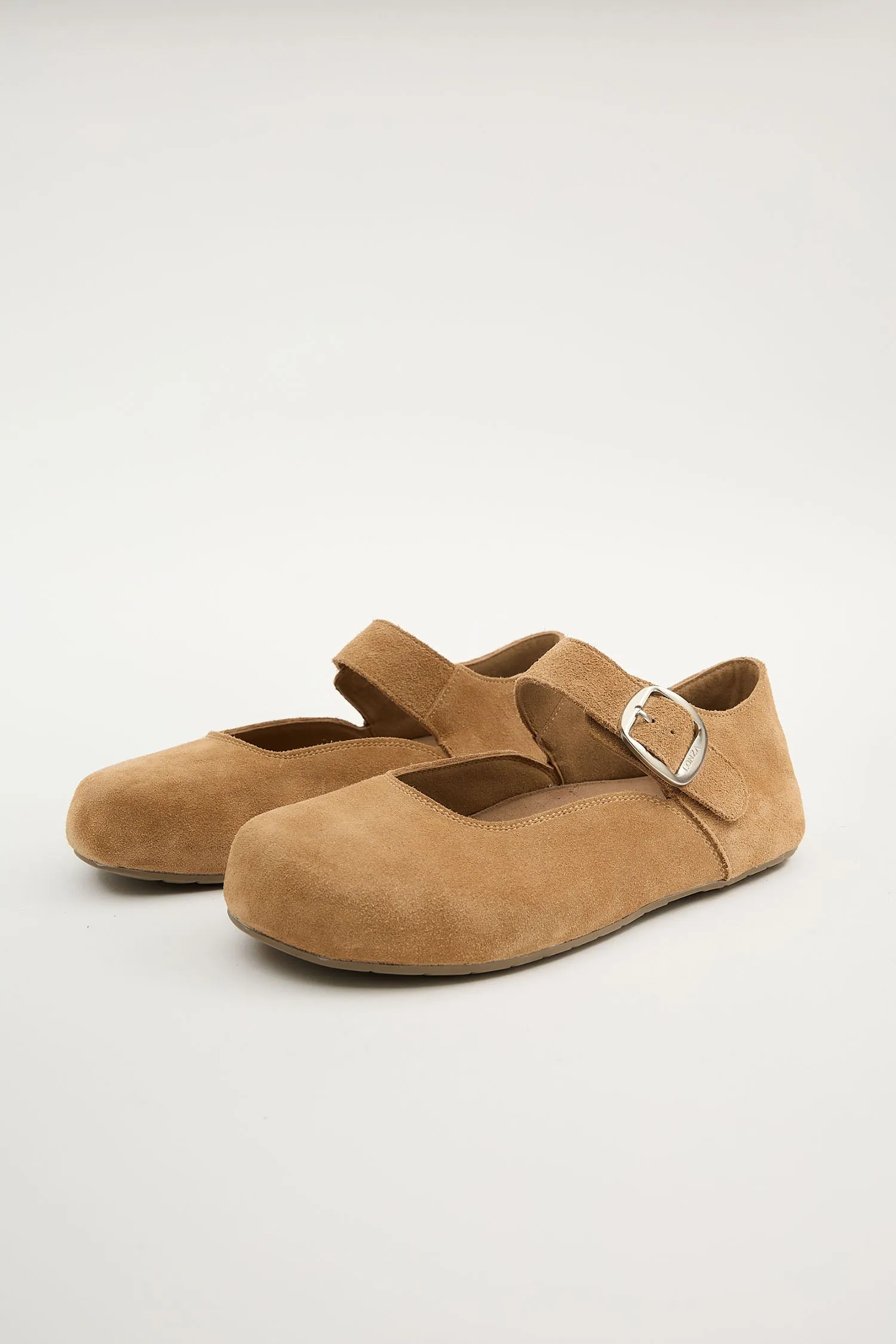 Hunter Camel