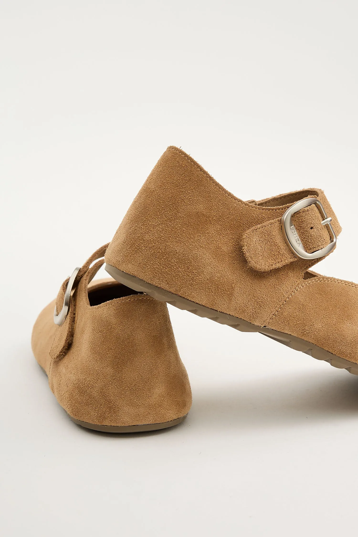 Hunter Camel