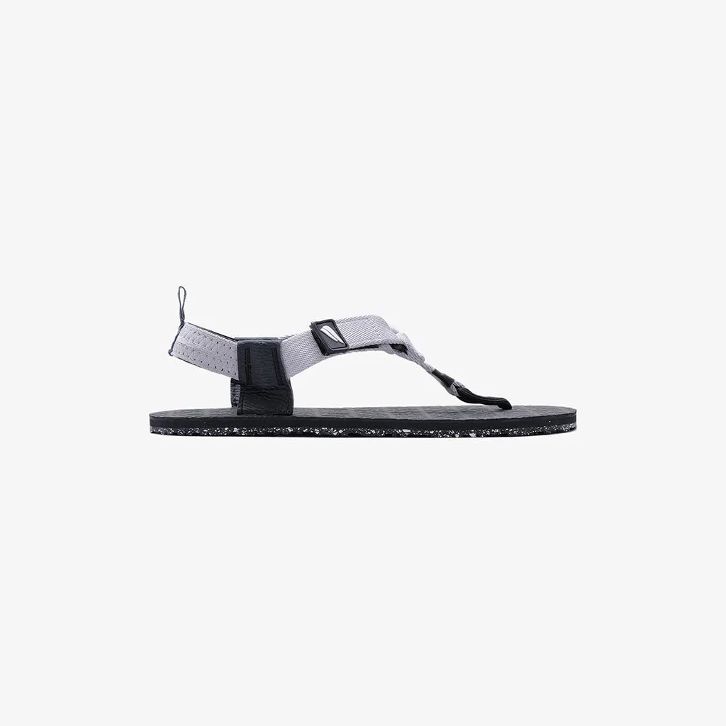 Jelajah Road Barefoot Flip Flops - Lunar Rock On Black