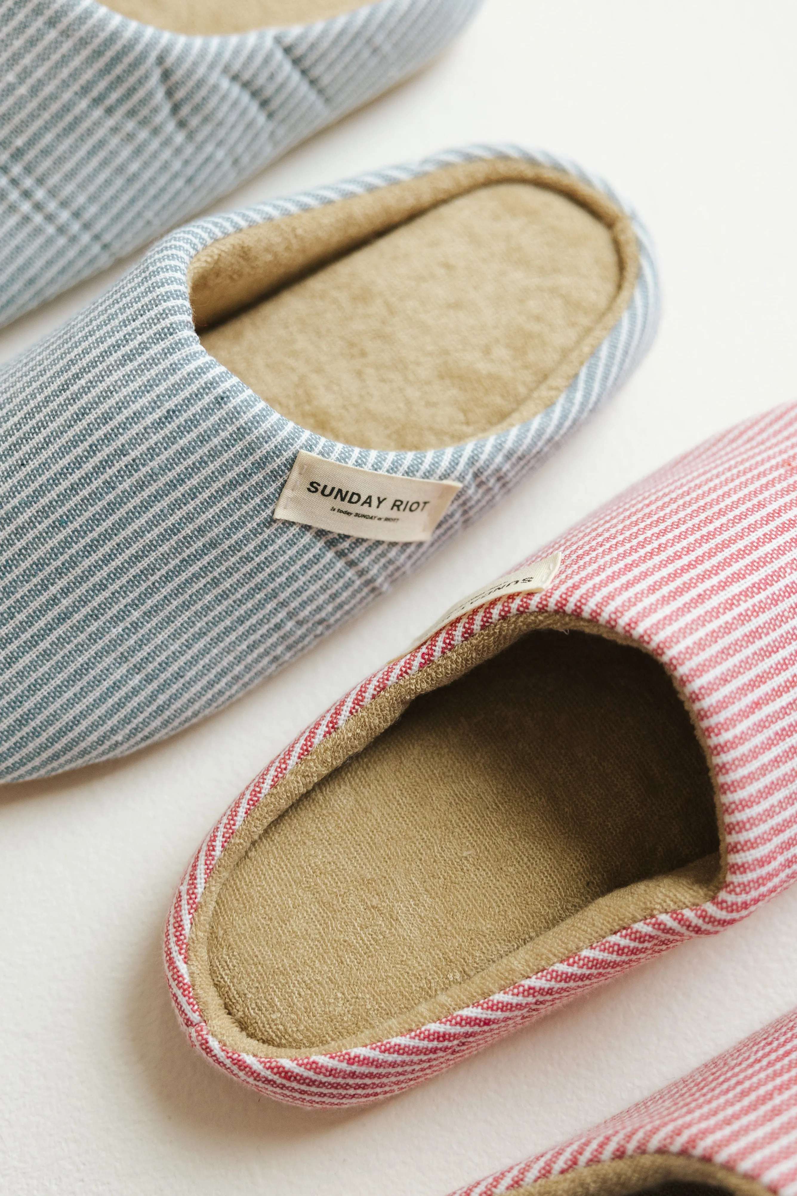 Riot Micro Stripped Slippers in- Blueberry