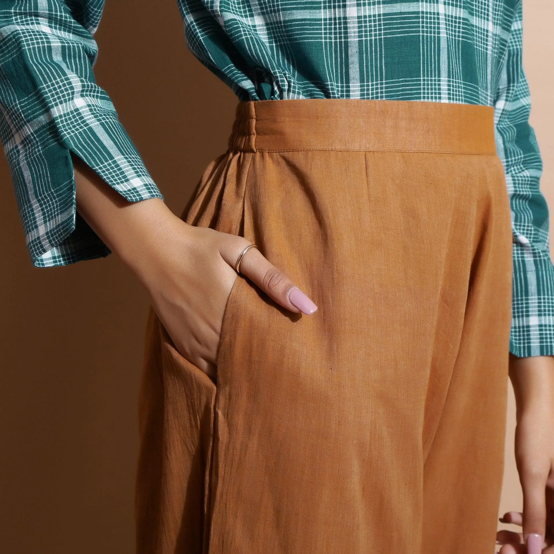 Rust Cotton Muslin Elasticated Mid-Rise Zouave Pant